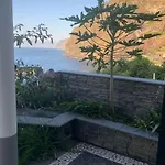 Pdelgada 3-bed House Sleeps 6 Parking & Sea View בית נופש *