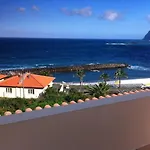 בית נופש Pdelgada 3-bed House Sleeps 6 Parking & Sea View *