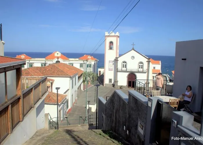 Pdelgada 3-bed House Sleeps 6 Parking & Sea View בית נופש פונטה דלגדה