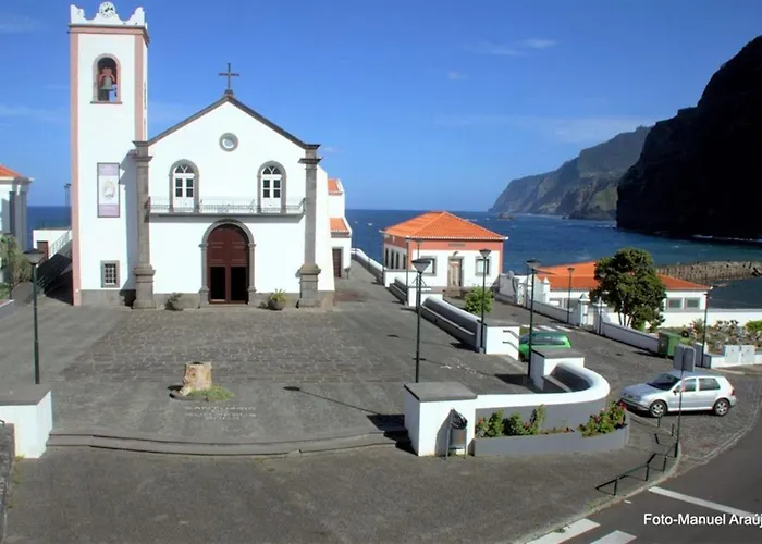 Pdelgada 3-bed House Sleeps 6 Parking & Sea View פונטה דלגדה