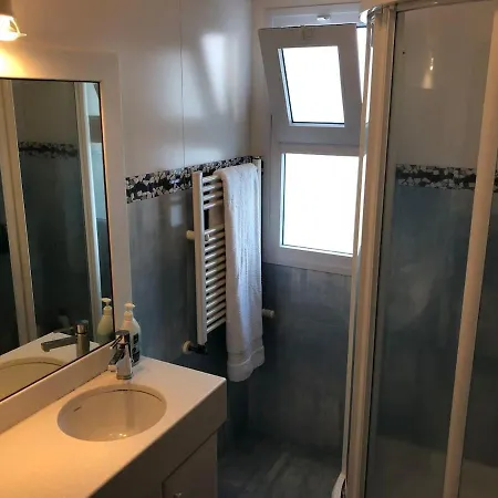 Pdelgada 3-bed House Sleeps 6 Parking & Sea View Tatil Evi