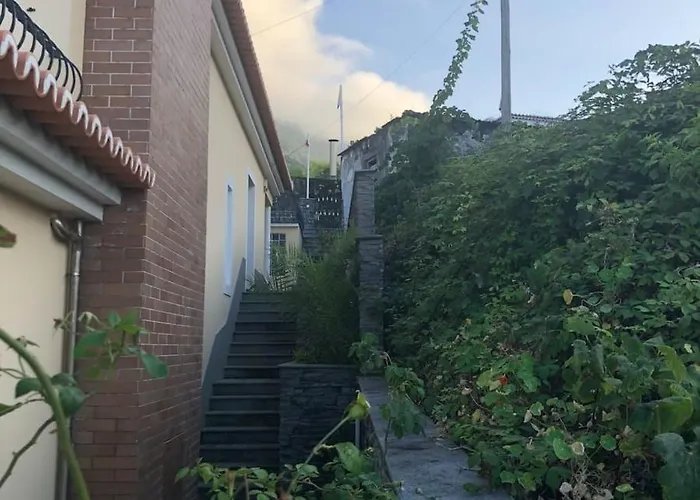 Pdelgada 3-bed House Sleeps 6 Parking & Sea View 폰타델가다